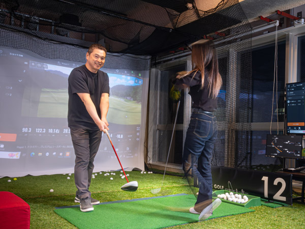 手ぶらでOKのゴルフ練習場12LUCKGOLF