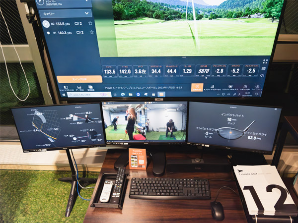 ゴルフ練習場12LUCKGOLFの店内設備